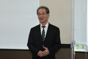 古山正雄学長の挨拶の様子