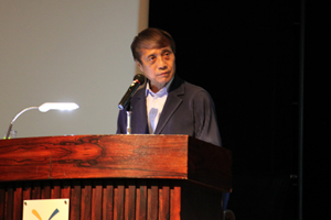 安藤氏の講演の様子