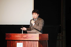 文部科学省産業連携・地域支援課長
木村直人氏の挨拶の様子
