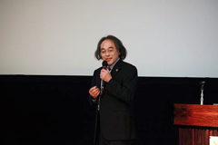 講演を行う京都工芸繊維大学
拡張コミュニティエイド研究センター長
森本一成教授
