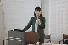 松岡教授の講演の様子