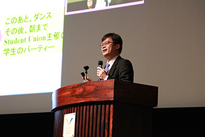 天野教授の講演の様子