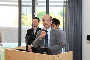 塚原副センター長の開会の挨拶