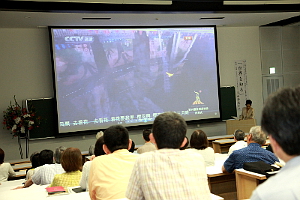 中野良子氏の講演の様子２