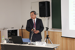 Le Viet Dung氏の講演の様子