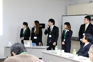 プレゼンテーションの様子