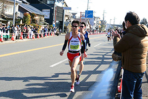 順調なレース運びをみせる久本さん