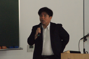 鈴木課長補佐による講演