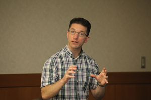 Matthew S Savoian博士