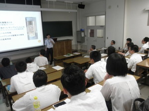 ランプシェード作りの体験