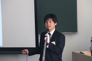 成果報告をする西中助教