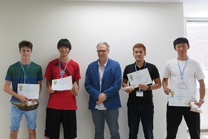 KIT Award winning team (center: Vice President Pezzotti)