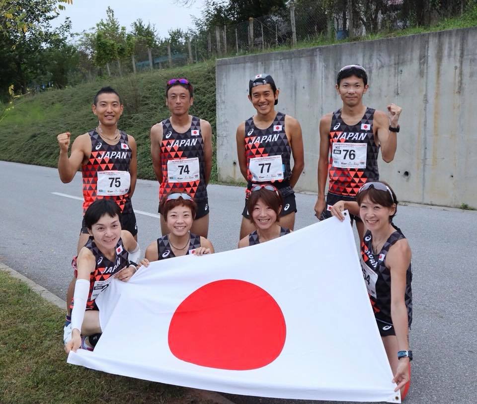 2018年クロアチア100km世界選手権、日本代表男女８名スタート前