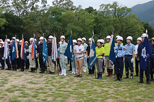 参列する大会参加者