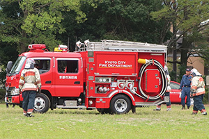 左京消防隊による展示訓練