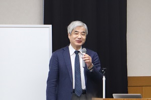 吉本昌広 産学公連携推進センター長による閉会挨拶