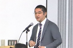 麻生准教授による米国での活動報告