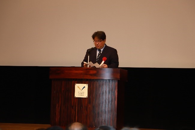 柴山 昌彦文部科学大臣祝辞
を代読する淵上 孝課長