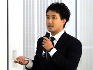 文部科学省高等教育局専門教育課 荒井 俊晴 企画係長による講演