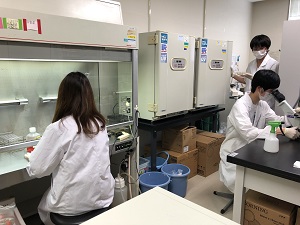 オープンキャンパス研究室紹介 応用生物学課程 京都工芸繊維大学